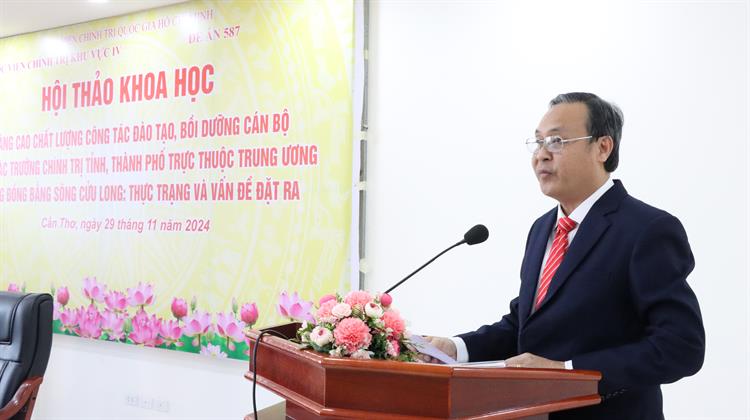 TS Nguyễn Văn Sỹ phát biểu khai mạc hội thảo