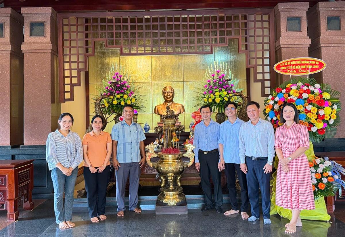 Khoa Dân tộc - Tôn giáo nghiên cứu thực tế tại tỉnh Vĩnh Long