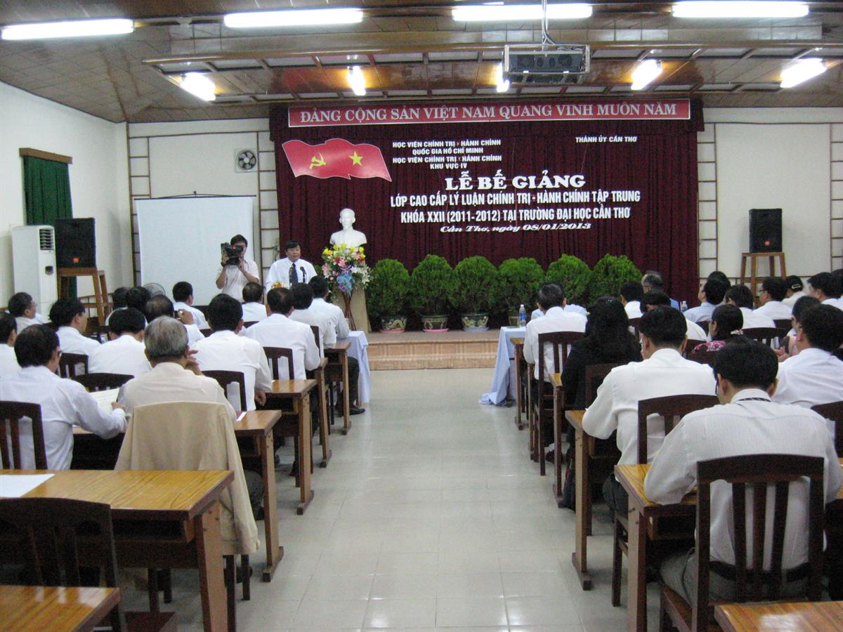 Học viện Chính trị khu vực IV - trung tâm đào tạo, bồi dưỡng cán bộ của vùng đồng bằng sông Cửu Long